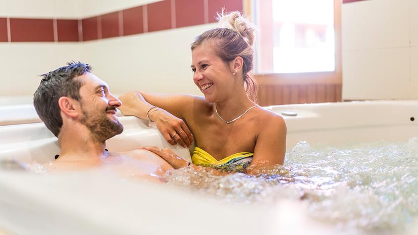 Club de vacances avec jacuzzi
