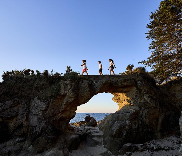 vacances en famille en club en bretagne