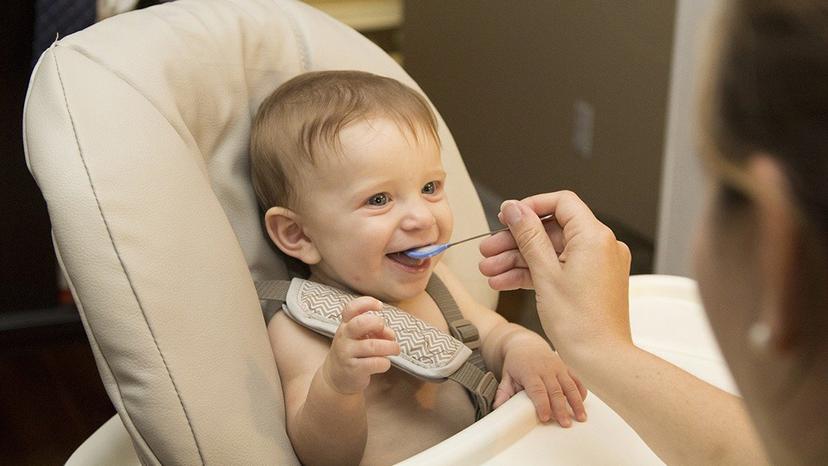 prêt de lit bébé, poussette
