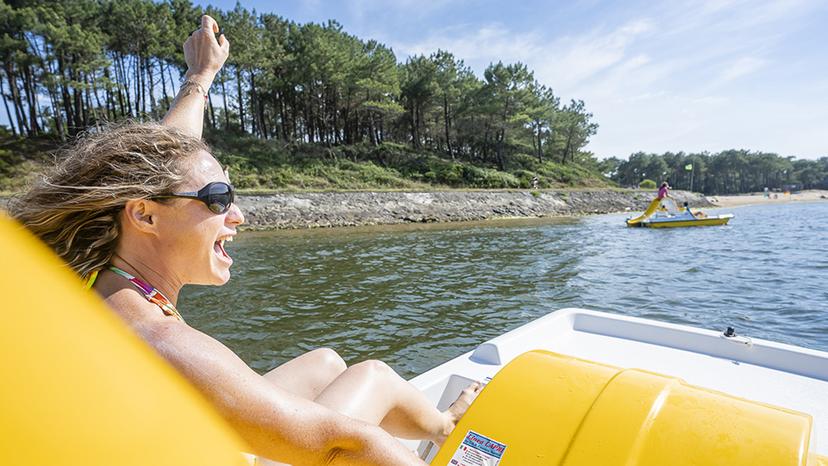 Pédalo en location en supplément - Villages Clubs du Soleil