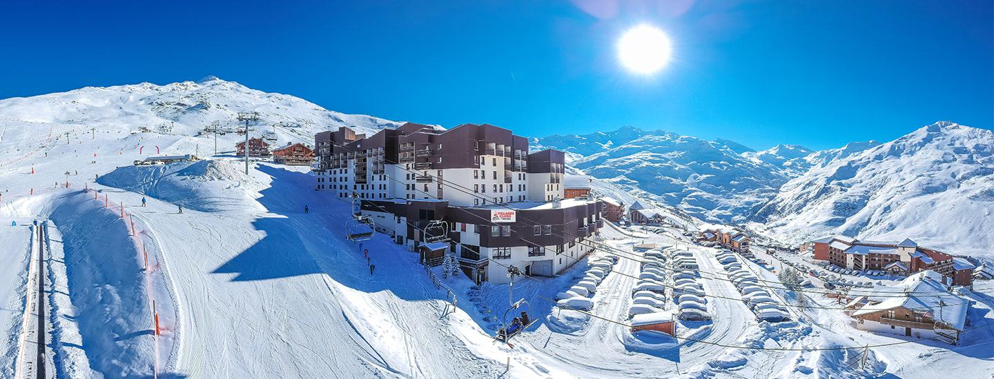 club de vacances au ski dans les Alpes