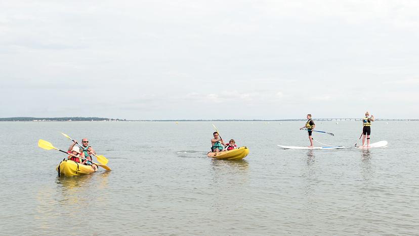 Déconnectez avec le kayak de mer